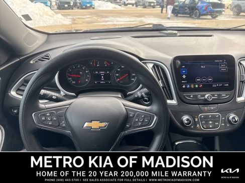 Used 2023 Chevrolet Malibu LT image 17