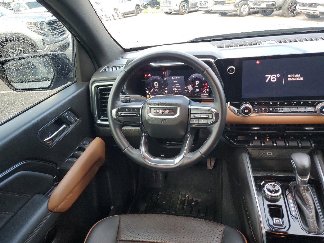 Used 2024 GMC Canyon AT4 w/ AT4 Premium Package AWD/4WD image 12