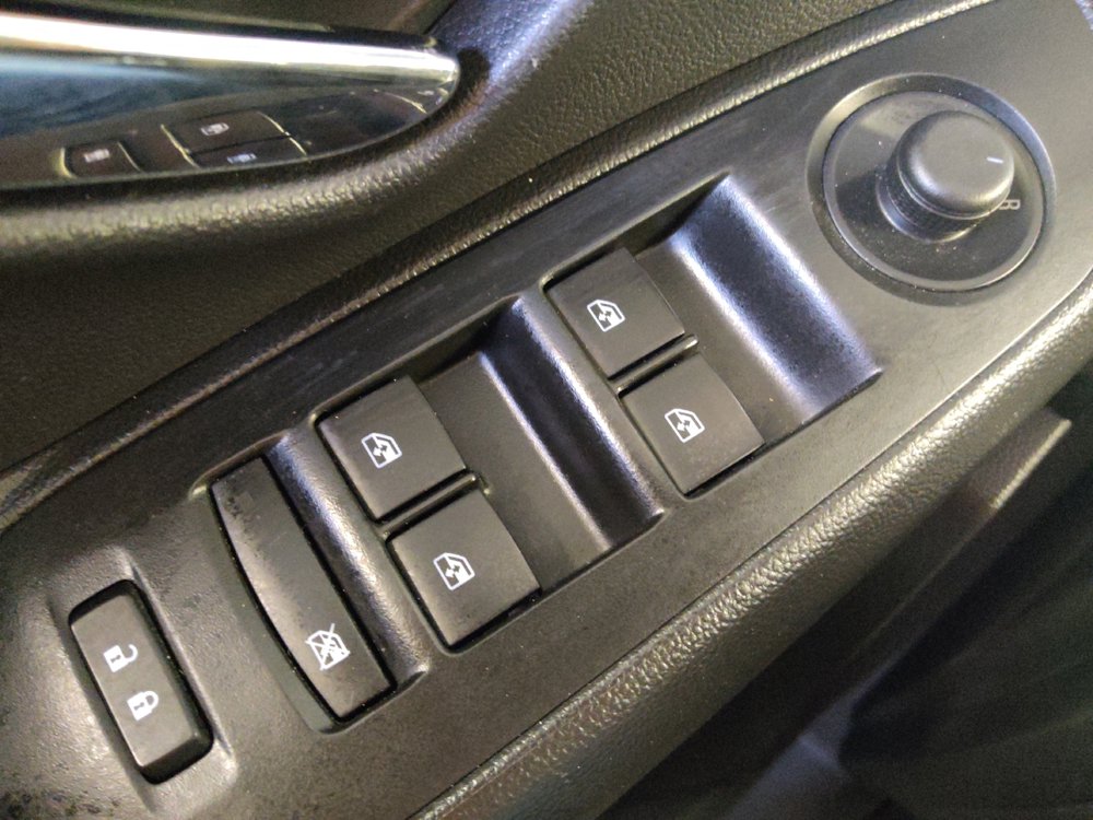 Used 2020 Chevrolet Trax LS w/ Tint and Cruise Package FWD image 27