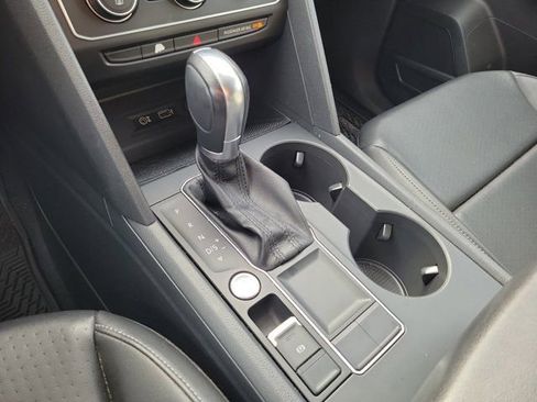 Used 2018 Volkswagen Atlas SE FWD image 29