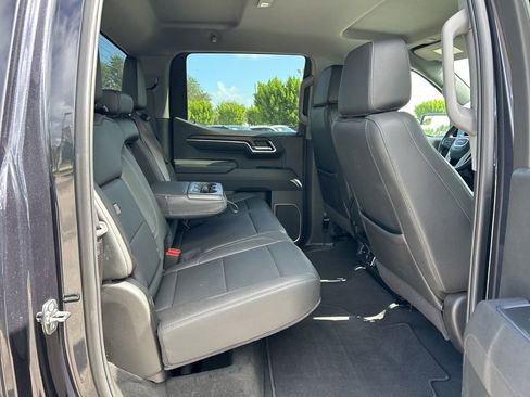 Used 2025 GMC Sierra 1500 SLT image 37