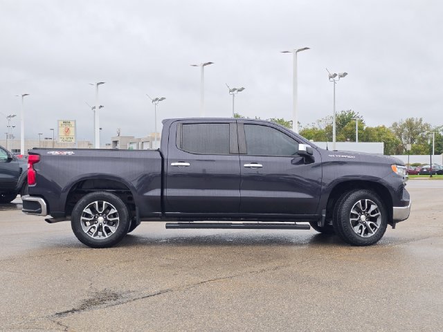 Used 2022 Chevrolet Silverado 1500 LT AWD/4WD image 27