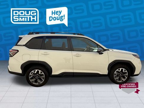 Used 2026 Subaru Forester Premium AWD/4WD image 3