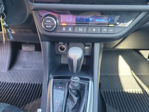 Used 2016 Toyota Corolla S image 12