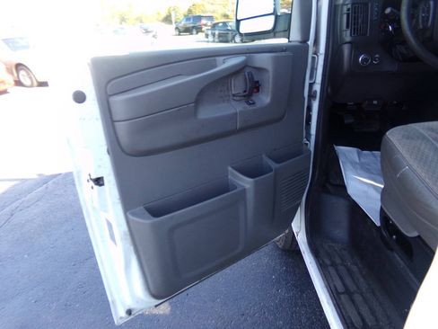 Used 2012 Chevrolet Express 3500 LT w/ LT Preferred Equipment Group RWD image 13