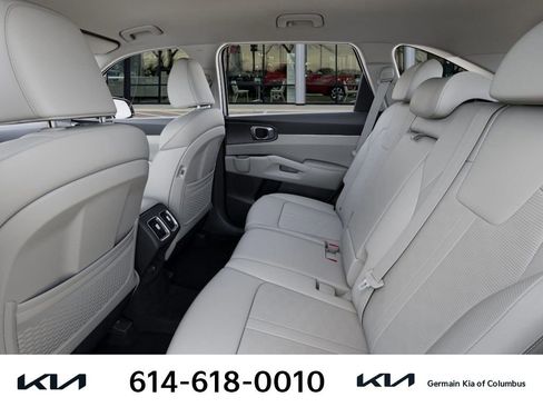 New 2026 Kia Sorento S image 21