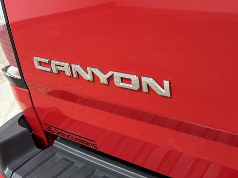 Used 2016 GMC Canyon SLE w/ All Terrain Package AWD/4WD image 25