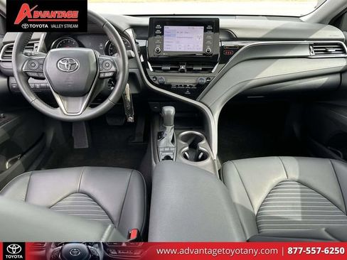 Used 2023 Toyota Camry SE image 17