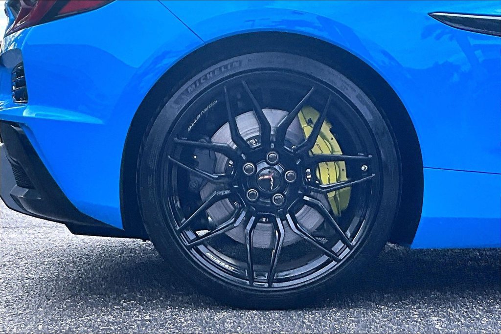Used 2024 Chevrolet Corvette Z06 RWD image 29