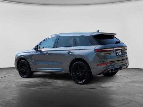Used 2022 Lincoln Corsair Reserve AWD/4WD image 5