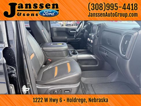 Used 2021 GMC Sierra 1500 AT4 w/ AT4 Value Package AWD/4WD image 19