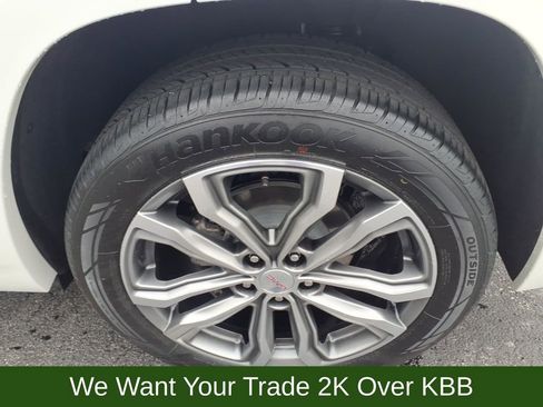 Used 2020 GMC Terrain Denali w/ Denali Premium Package AWD/4WD image 18