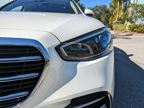 Used 2022 Mercedes-Benz S 500 4MATIC image 10