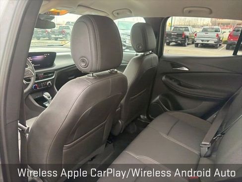 Used 2025 Buick Encore GX Preferred image 24