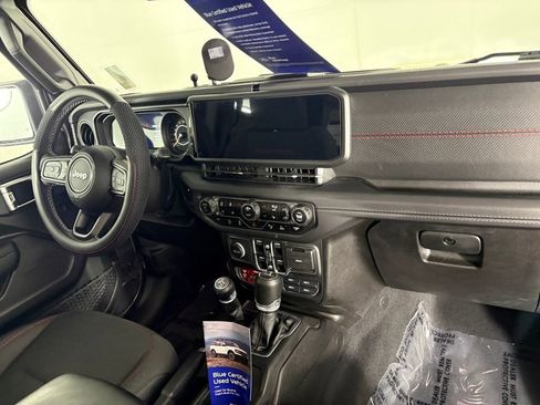 Used 2025 Jeep Gladiator Rubicon w/ Safety Group image 37