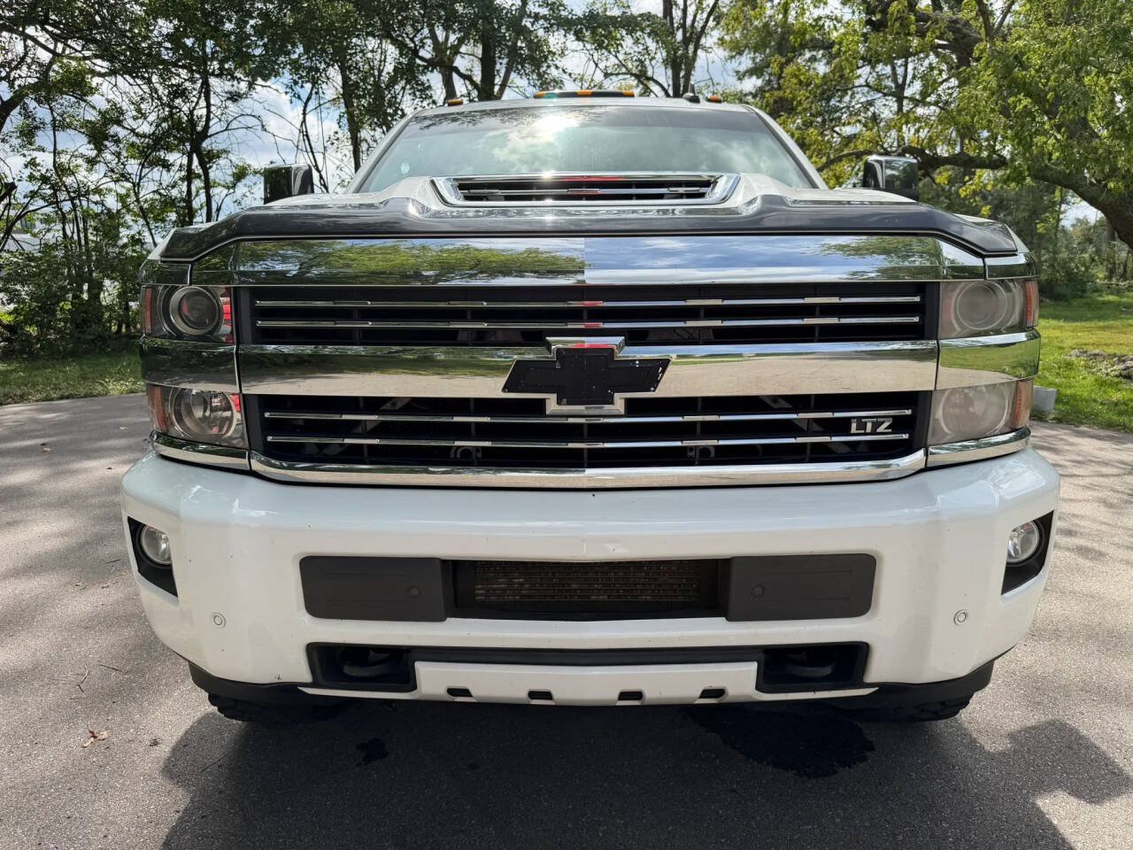 Used 2017 Chevrolet Silverado 2500 LTZ w/ Duramax Plus Package AWD/4WD image 48
