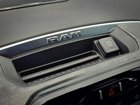 Used 2024 RAM 1500 Big Horn AWD/4WD image 22