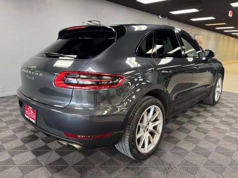 Used 2018 Porsche Macan S image 12