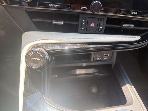Used 2023 Lexus NX 350 AWD image 12