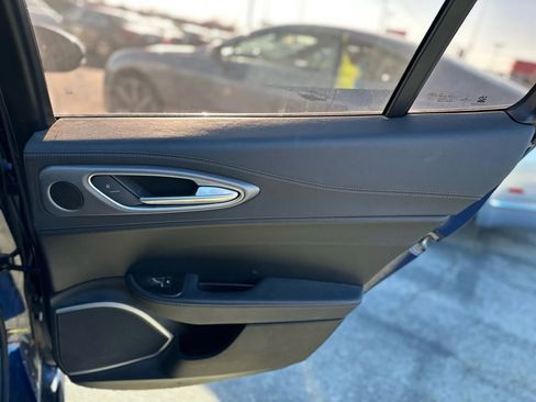 Used 2017 Alfa Romeo Giulia Ti w/ TI 19" Sport Package image 21