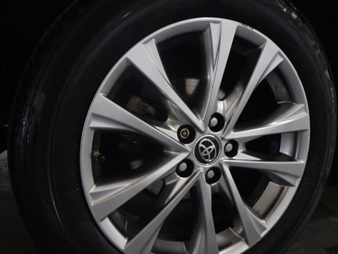 Used 2016 Toyota RAV4 Limited AWD/4WD image 31