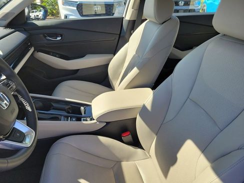 Used 2025 Honda Accord Touring image 18
