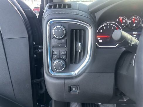 Certified 2022 Chevrolet Silverado 2500 LT w/ Convenience Package image 4