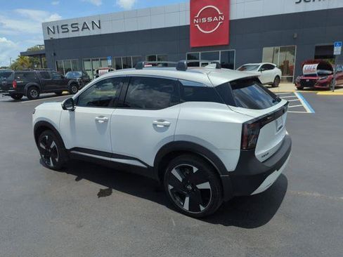 Certified 2025 Nissan Kicks SR AWD/4WD image 9