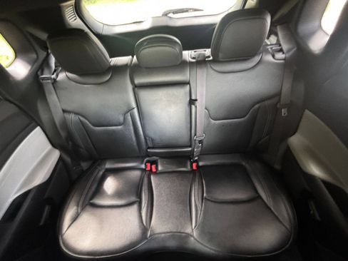 Used 2025 Jeep Compass Limited AWD/4WD image 38