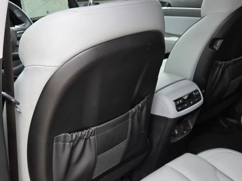 Used 2024 Hyundai Palisade SEL w/ Premium Package FWD image 31