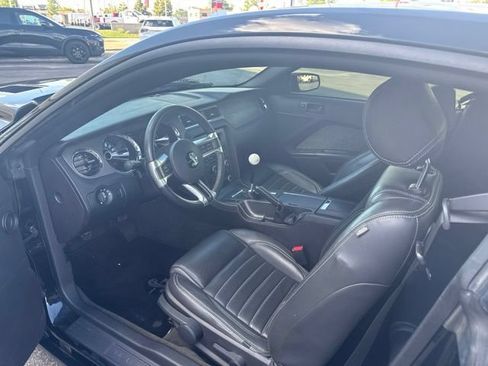 Used 2014 Ford Mustang GT RWD image 8