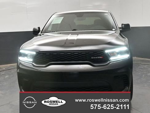 Used 2023 Dodge Durango GT image 3
