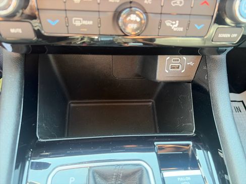 Used 2025 Jeep Compass Limited AWD/4WD image 33