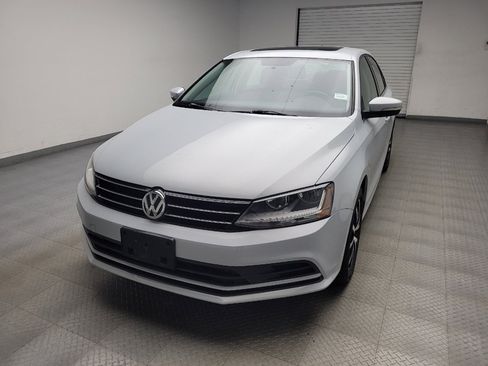 Used 2017 Volkswagen Jetta SE FWD image 15