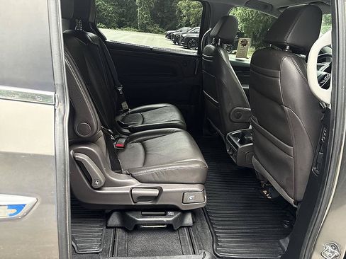 Used 2019 Honda Odyssey Touring image 22