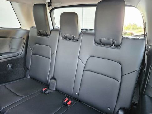 New 2026 Nissan Pathfinder SL w/ Cargo Package FWD image 31