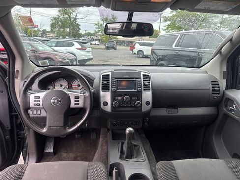 Used 2017 Nissan Frontier PRO-4X AWD/4WD image 20