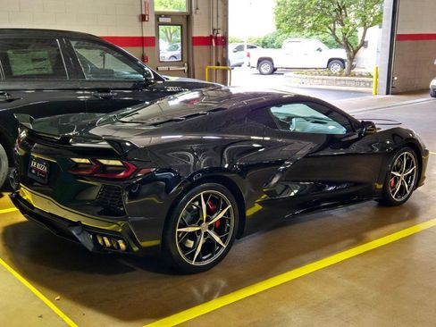 Used 2023 Chevrolet Corvette Stingray Premium Cpe w/ Z51 Performance Package image 8