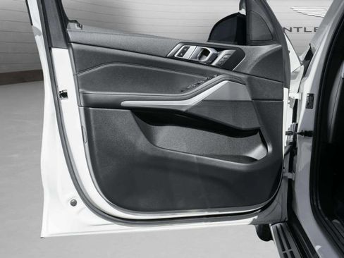 Used 2023 BMW X5 sDrive40i w/ Premium Package image 27