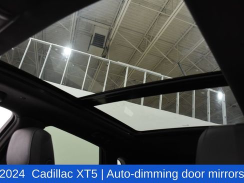 Used 2024 Cadillac XT5 Premium Luxury image 30