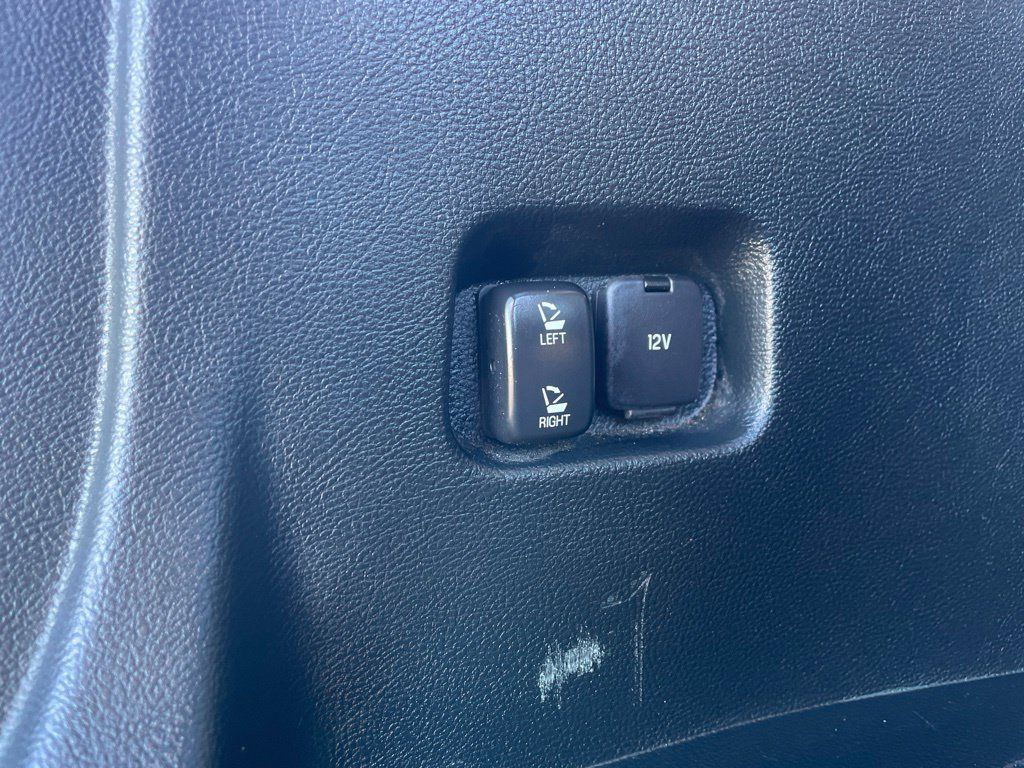 Used 2019 Ford Edge Titanium AWD/4WD image 35