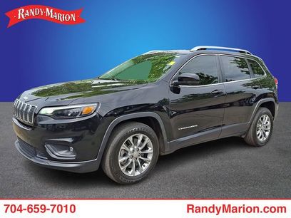 Used 2019 Jeep Cherokee Latitude Plus w/ Comfort/Convenience Group