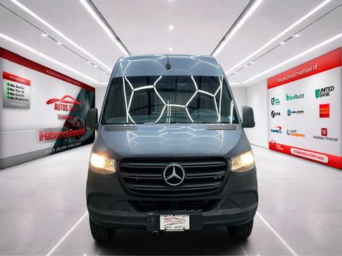 Used 2019 Mercedes-Benz Sprinter 144 image 2