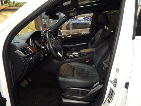 Used 2019 Mercedes-Benz GLS 450 4MATIC image 16