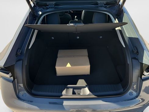 New 2026 Toyota Prius Plug-In Hybrid FWD image 22