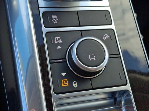 Used 2020 Land Rover Range Rover Sport HSE image 20
