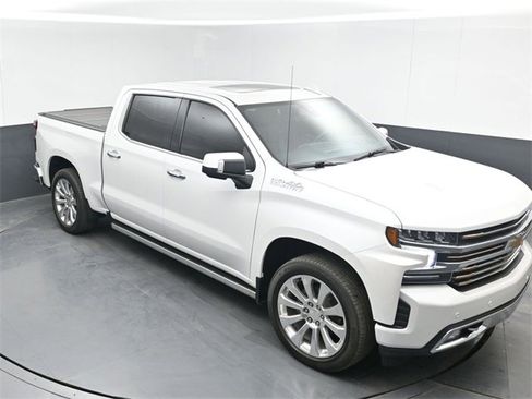 Used 2021 Chevrolet Silverado 1500 High Country w/ Technology Package image 37