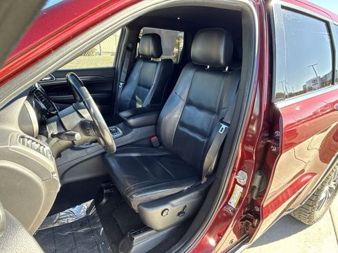 Used 2019 Jeep Grand Cherokee Limited image 11