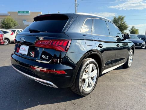 Used 2018 Audi Q5 2.0T Premium w/ Convenience Package AWD/4WD image 3
