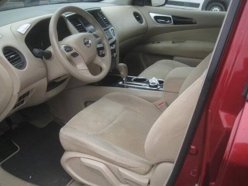 Used 2014 Nissan Pathfinder S AWD/4WD image 17